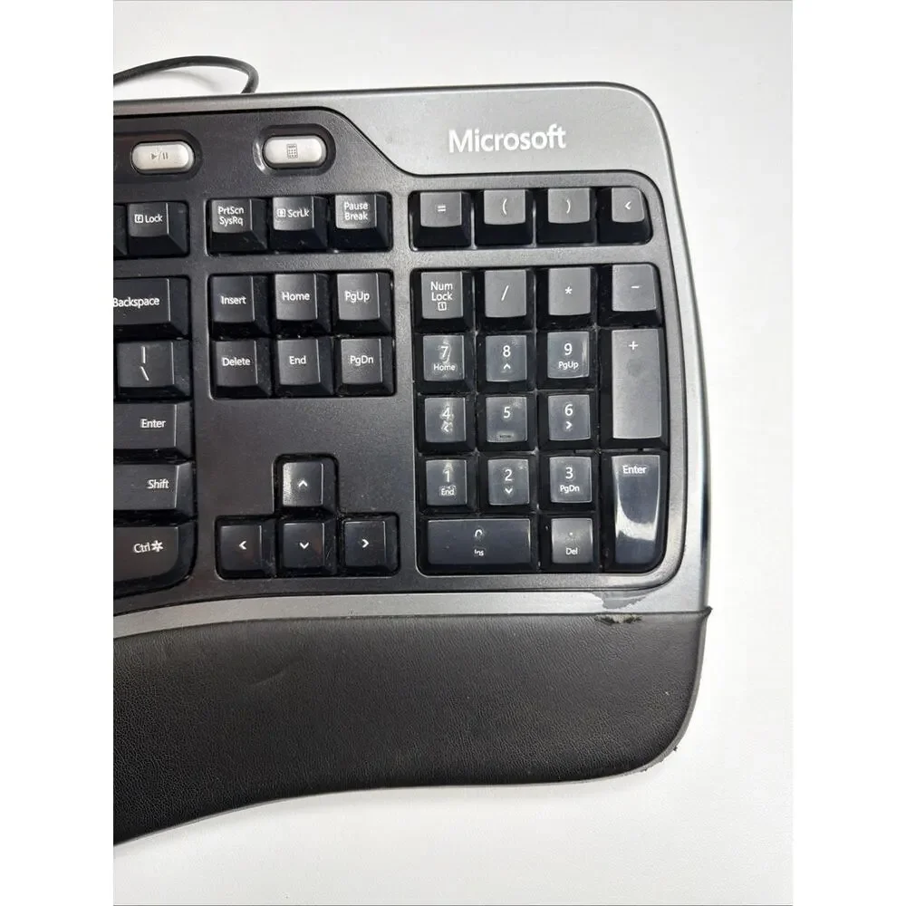 Microsoft Natural Ergonomic Keyboard 4000 v1.0 USB Wired Black